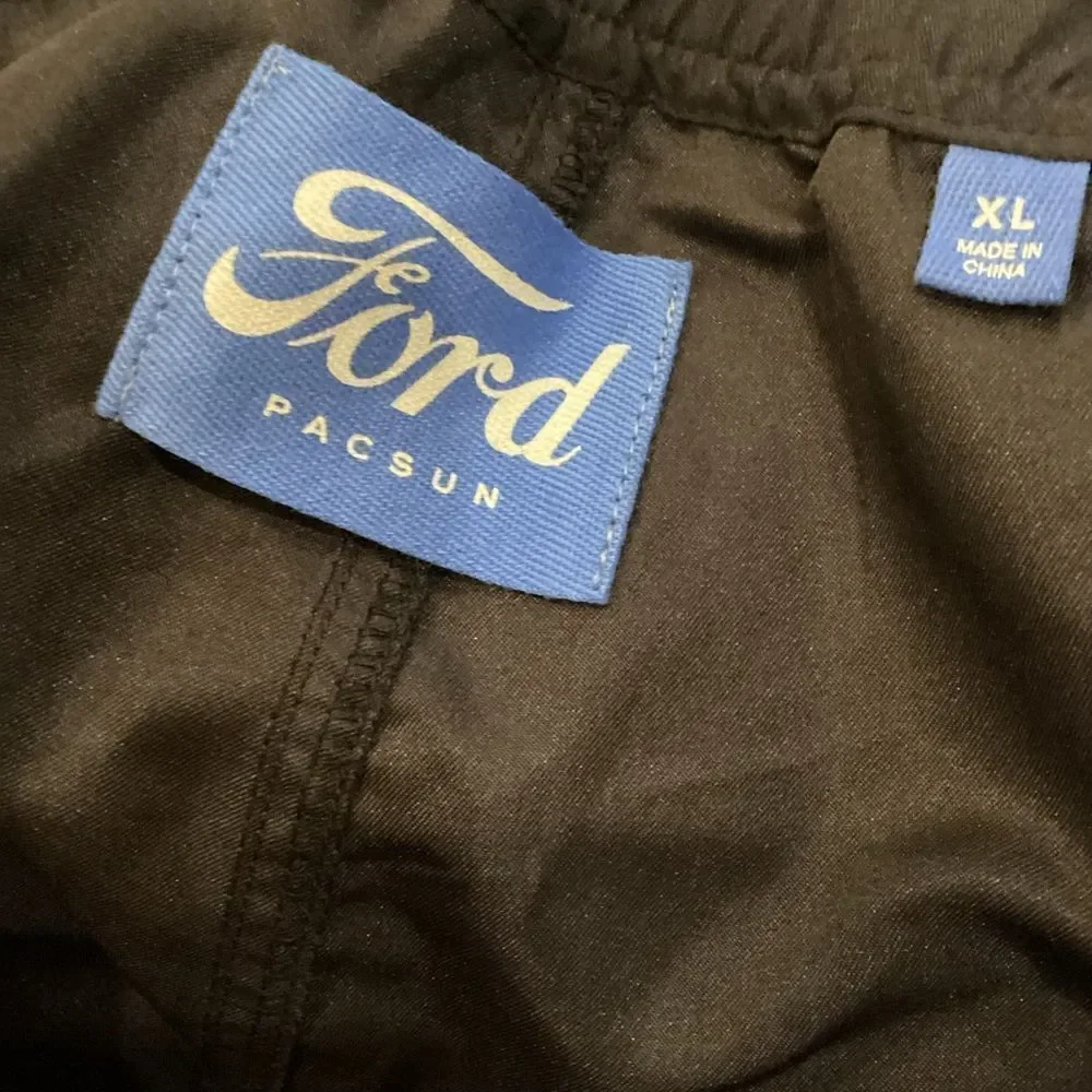 NWT FORD Scallop 4.5